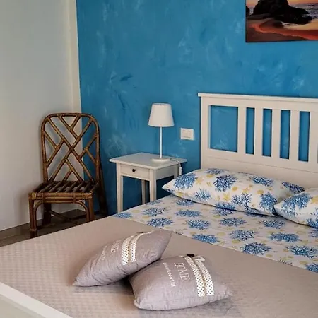 Ad Un Passo Dal Mare Apartment